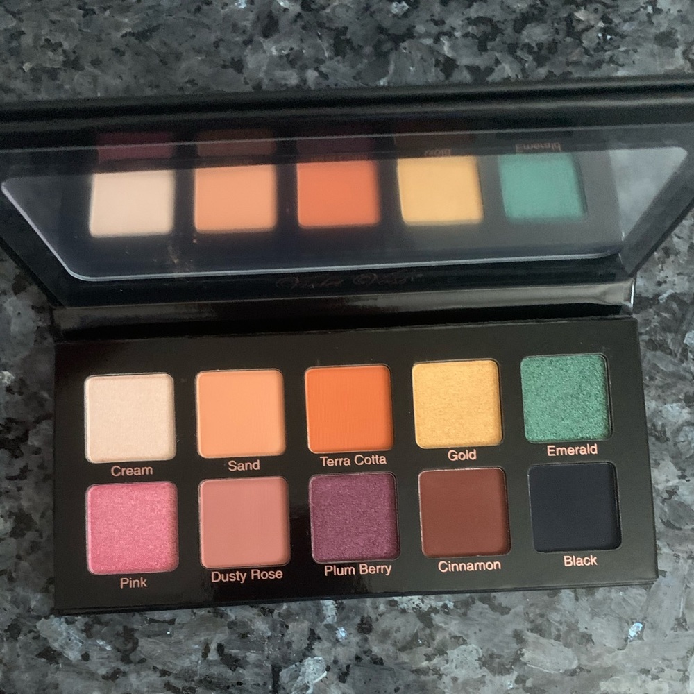 Violet Voss Pro Series - Eyeshadow